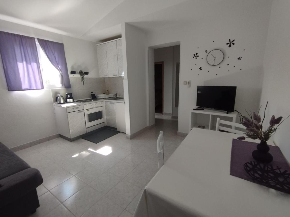 Apartmani Lucica Jezera Bagian luar foto